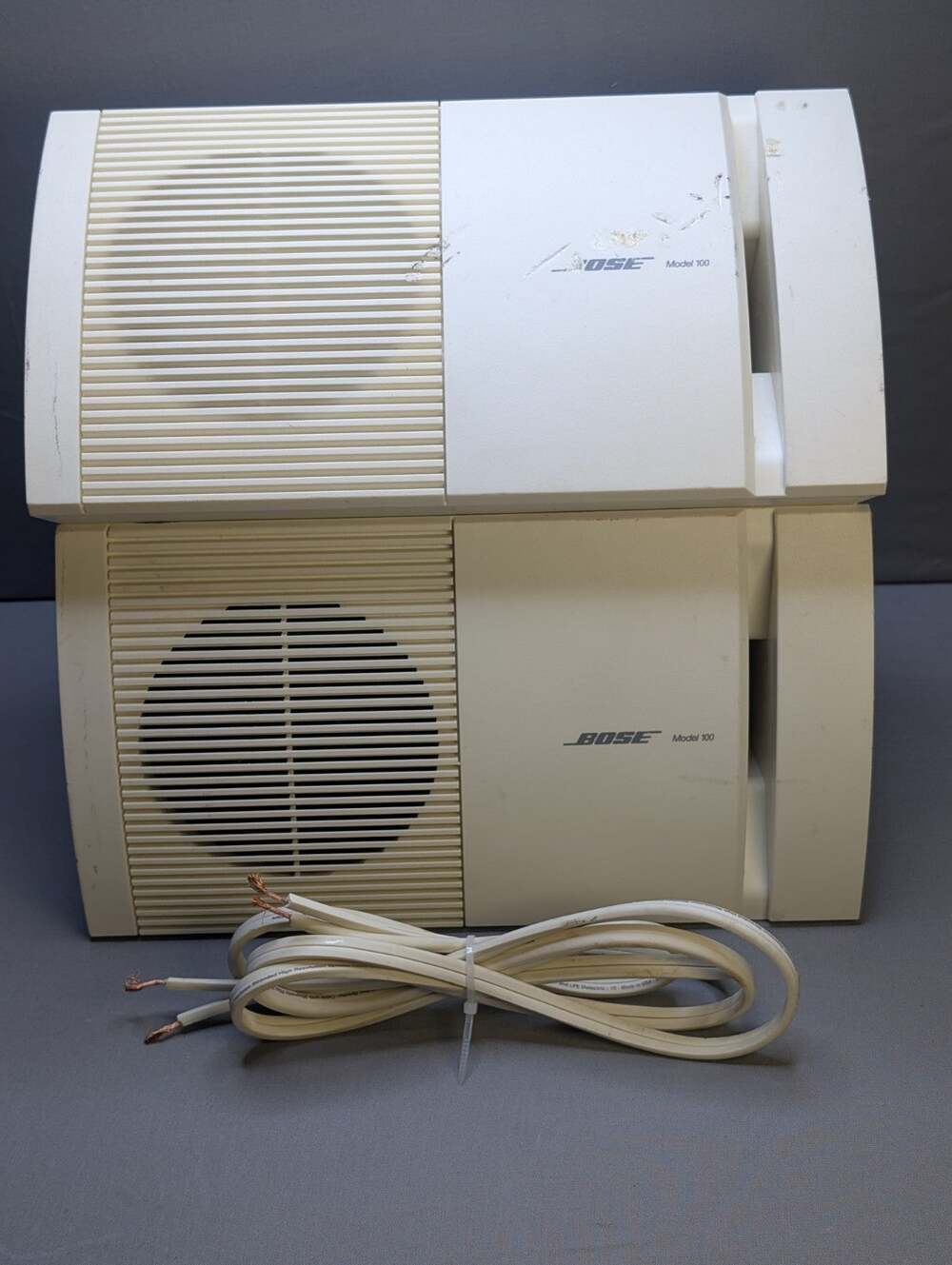 Bose Model 100 White Speakers Pair TestedWith Mounting Brackets & Speaker Wire